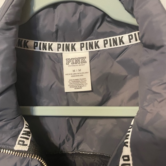Bundle Victoria's Secret Puffer Vest & Tshirt. - Picture 2 of 11